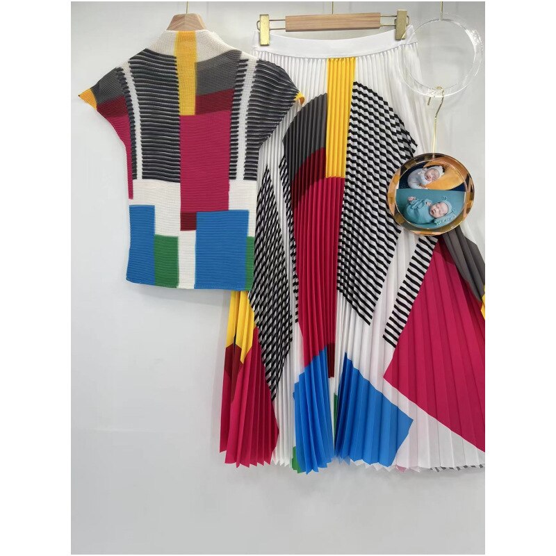 Women Pleated Spring New Geometric Print Corn Pleated Short Sleeve T-Shirt+Fashion High Waist Pleated Dress Casual Party Set