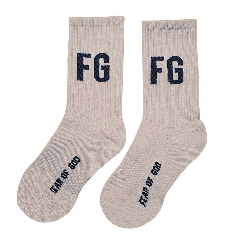 FEAR OF GOD Long Tube Socks Fog Double Thread Essentials Medium Tube Socks for Men and Womens Sports High Street Trend Ins
